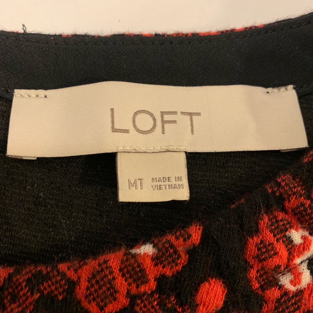 Loft Dress Medium Tall - Picture 7 of 10